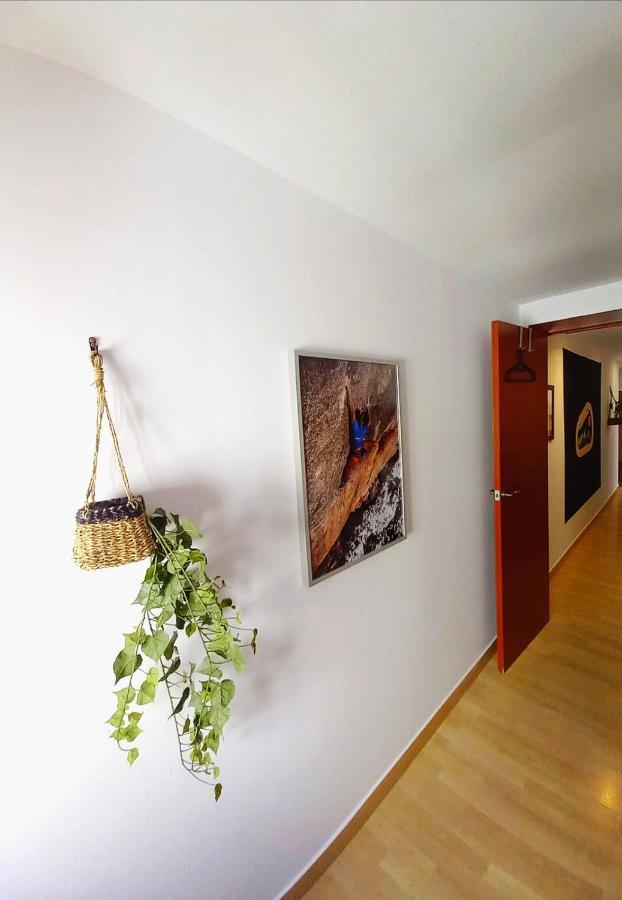 Cornu Karma Apartment Siuranella Cornudella de Montsant Εξωτερικό φωτογραφία